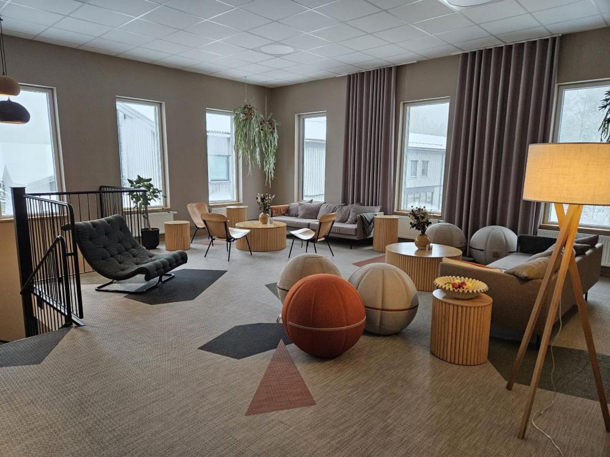 Hotell Lassalyckan อุลริเซฮามน์ ภายนอก รูปภาพ